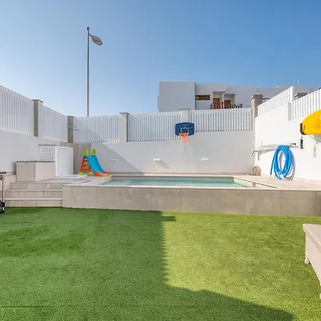 La Dolce - Familiar Con Piscina Privada Apartamento